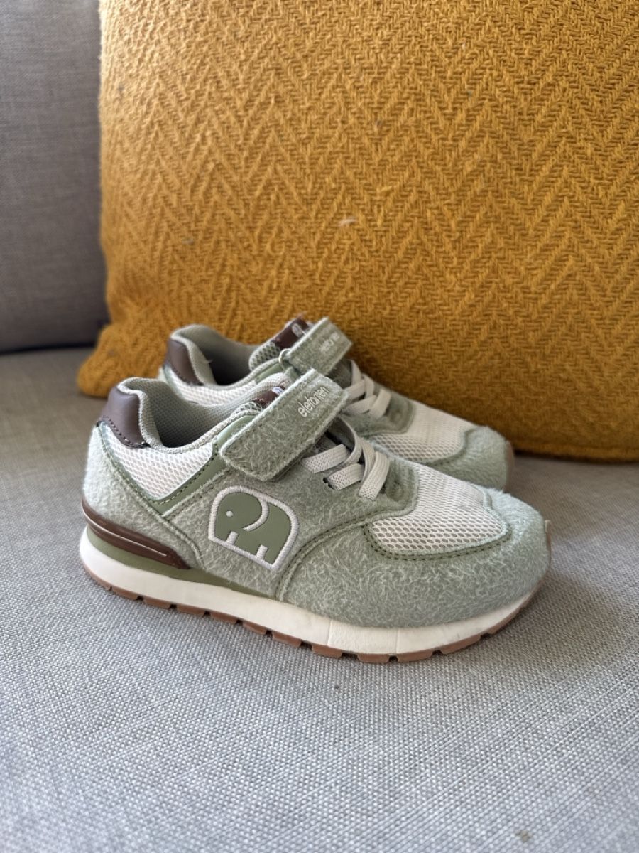 Elefanten Scarpe per ragazzi: Elefanten Turnschuhe Grösse 27 – Usato da Ottikon venduto da Domito