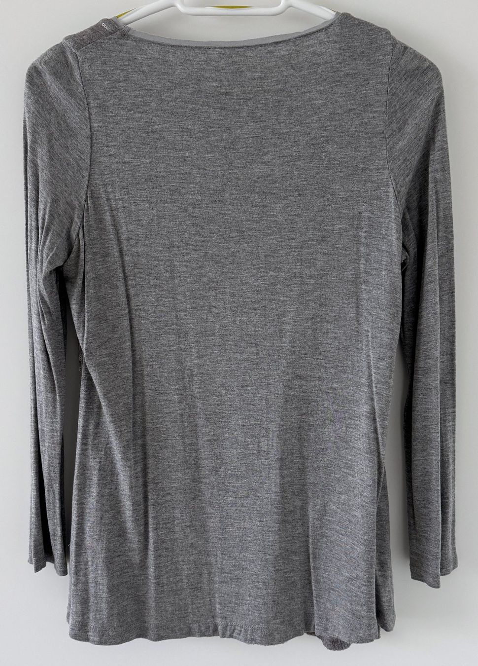 T-shirt: 2 Pailletten Shirts – Usato da Frick venduto da Tartaruga-6 1