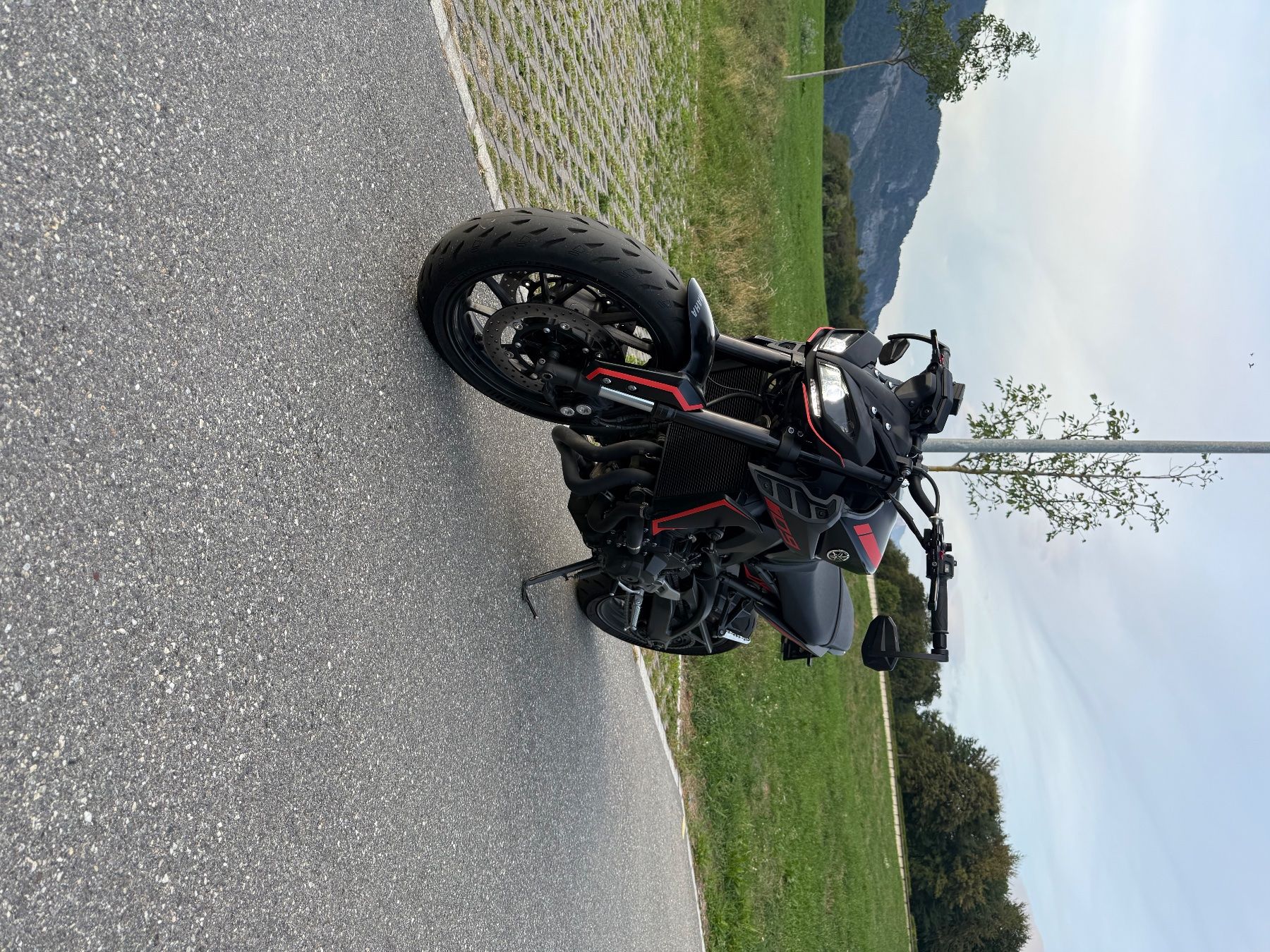 Strada: Yamaha Mt-09 2017 – Usato da Chur venduto da joe_vt9s