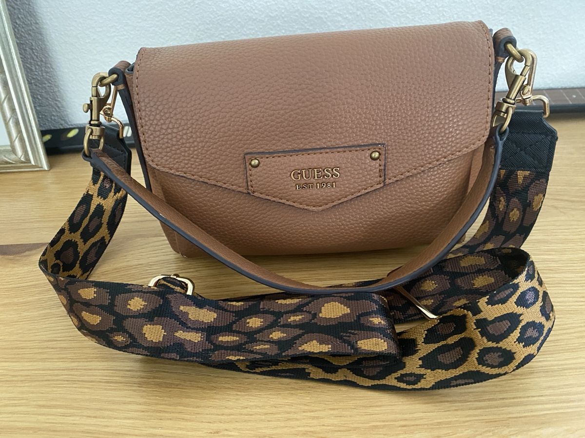 Guess Borse da donna: Umhängen Guess, braun, neuwertig  – Nuovo (secondo la descrizione) da Obernau venduto da Oxana5 5