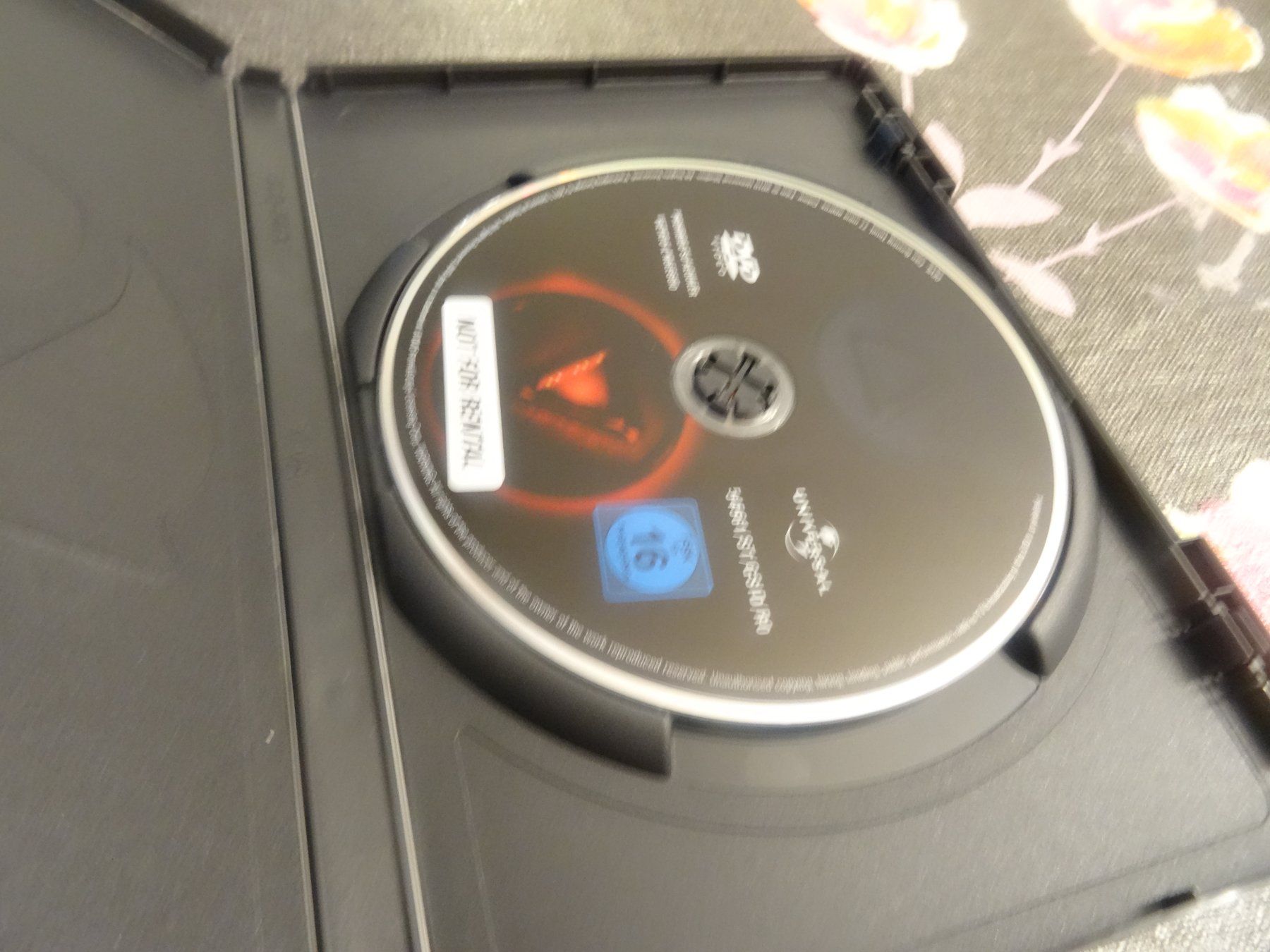 Tutti i DVDs: Devil (DVD) – Usato da Olten venduto da Disc-Verkauf 1