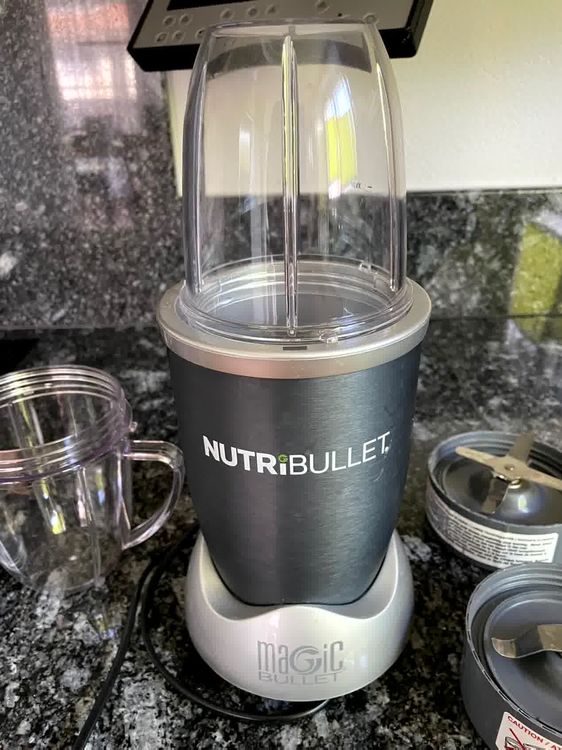 2 Pack Magic Bullet Blender Cups, Tall 22oz Cups Mokken Flip Top to-Go Deksels & 4 Vinnen Kruis Blade met Pakking Handvat Vervangend Deel Compatibel Magic Bullet Blender Juicer Mixer Accessoires 250W