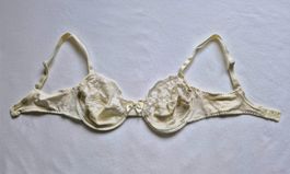 Schöner Spitzen BH in Creme/Weiss, Gr. 75D, Rigby & Peller🌸