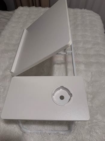 Coiffeuses: Klappbarer Laptop-Tisch – Neuf (Voir description) à Sins par sum_lv6d 1