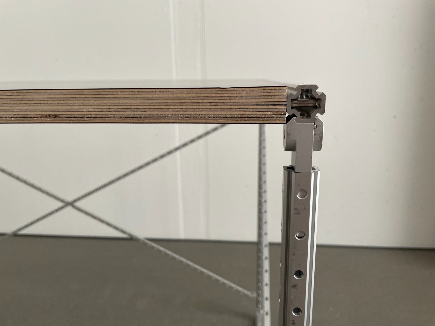 Scrivanie: Teenage Engineering Field Desk – Usato da Zürich venduto da maciej.rustecki 2