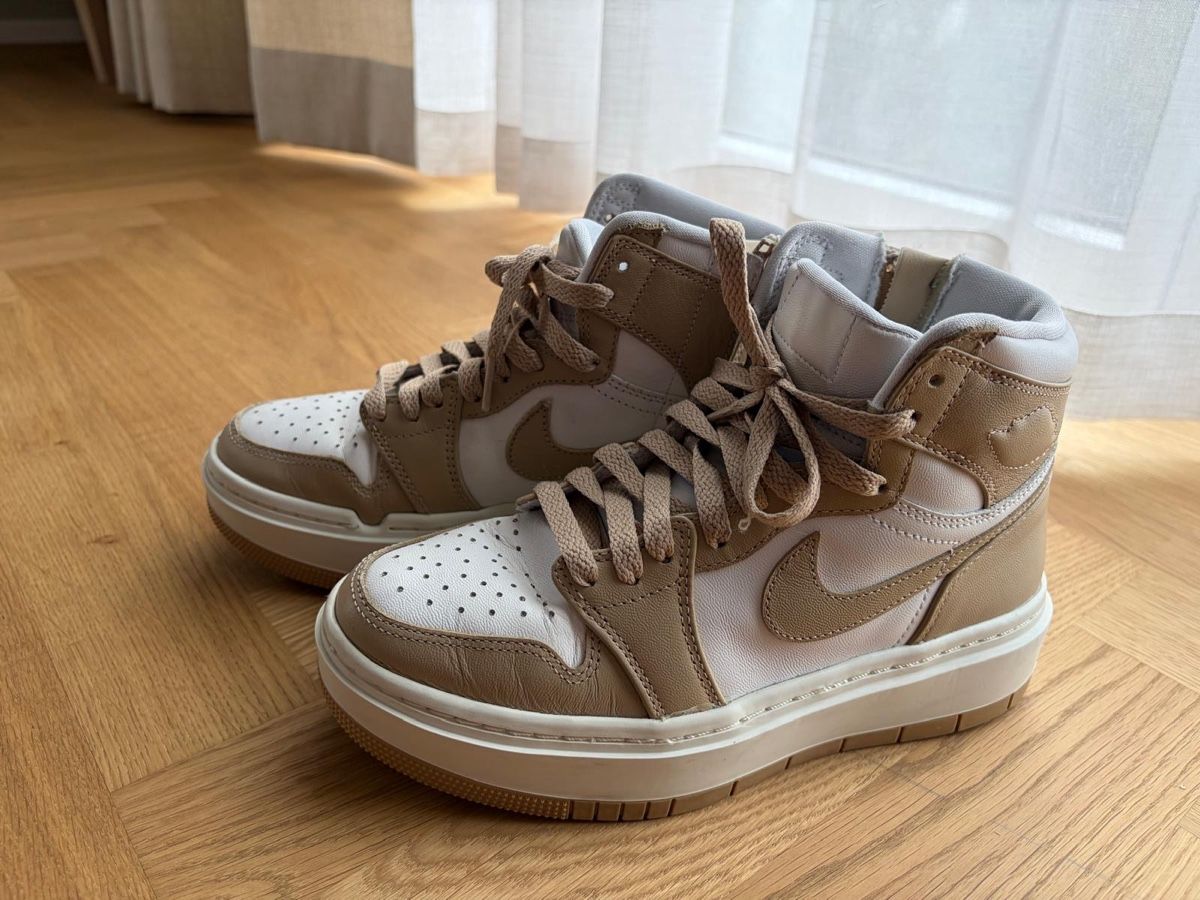 Jordan Scarpe da donna: Air Jordan 1 Elevate High - Grösse 36.5 – Usato da Buchs SG venduto da and_t5cg 7