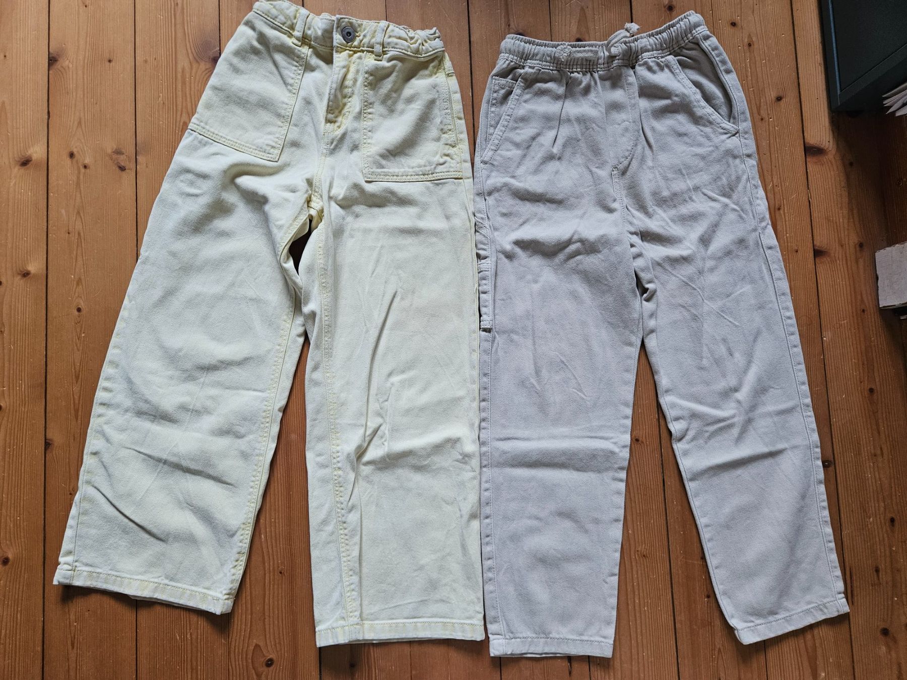 Pantaloni: 2 wide leg Jeans 134 – Usato da Rifferswil venduto da fle_5nqr
