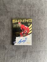 Robin Bigio Rookie Shining 32 Auto 12/39 Eishockey Kart