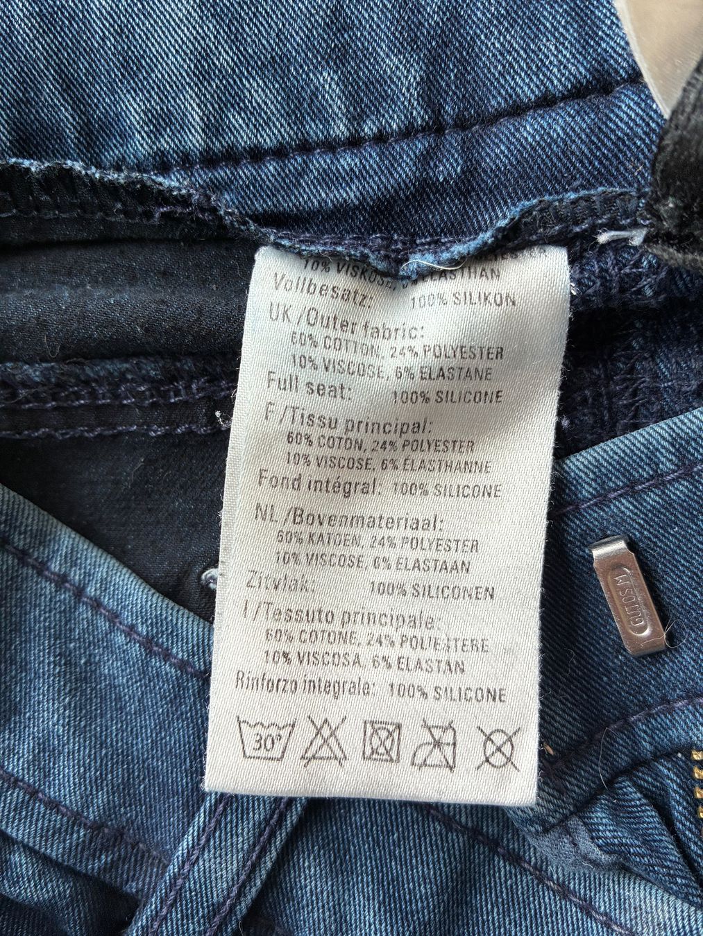 Felix Bühler Pantaloni: Pantalon équitation large T38 – Usato da Corcelles-près-Payerne venduto da CyndelleMaiwen 6