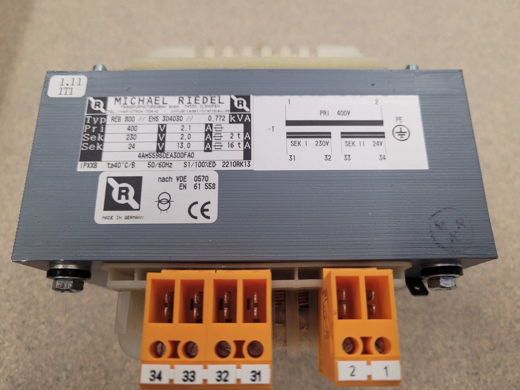 Elektronikbauteile: Michael Riedel Travo / 400V / 230V / 24V – Gebraucht aus Vitznau von Night-Fire 6