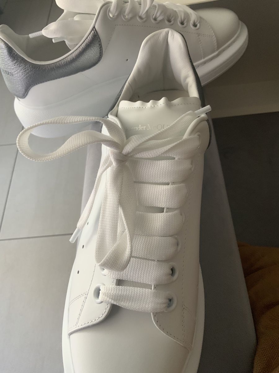 Alexander Mcqueen Scarpe da uomo: Neu Alexander McQueen Oversize Sneaker Weiss/Silber Metallic – Nuovo (secondo la descrizione) da Stetten AG venduto da Liz_2020 6