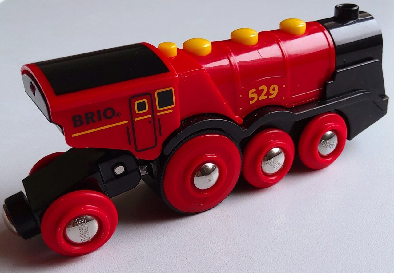 Brio Spielzeuge: Brio Eisenbahn Rote Lola – Gebraucht aus Burgdorf von mbu_l7nm
