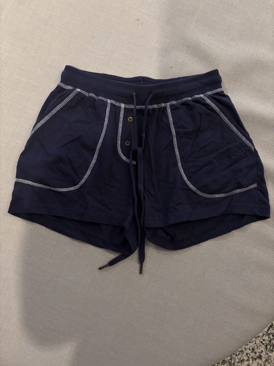 Tute: Sommer Shorts Grösse S – Usato da Kilchberg ZH venduto da Olimanna