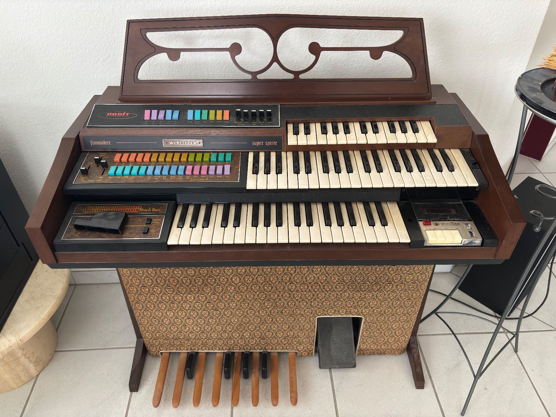 Wurlitzer Musikinstrumente: Wurlitzer Orgel Super Spinet mit Bank – Gebraucht aus Sonterswil von VD-Service