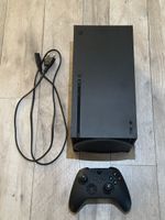 Xbox Series X inkl. Controller und Stromkabel
