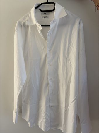 Weisses Hemd Uniqlo