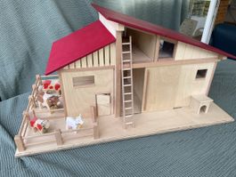 Bauernhof mit Stall und Wohnhaus
