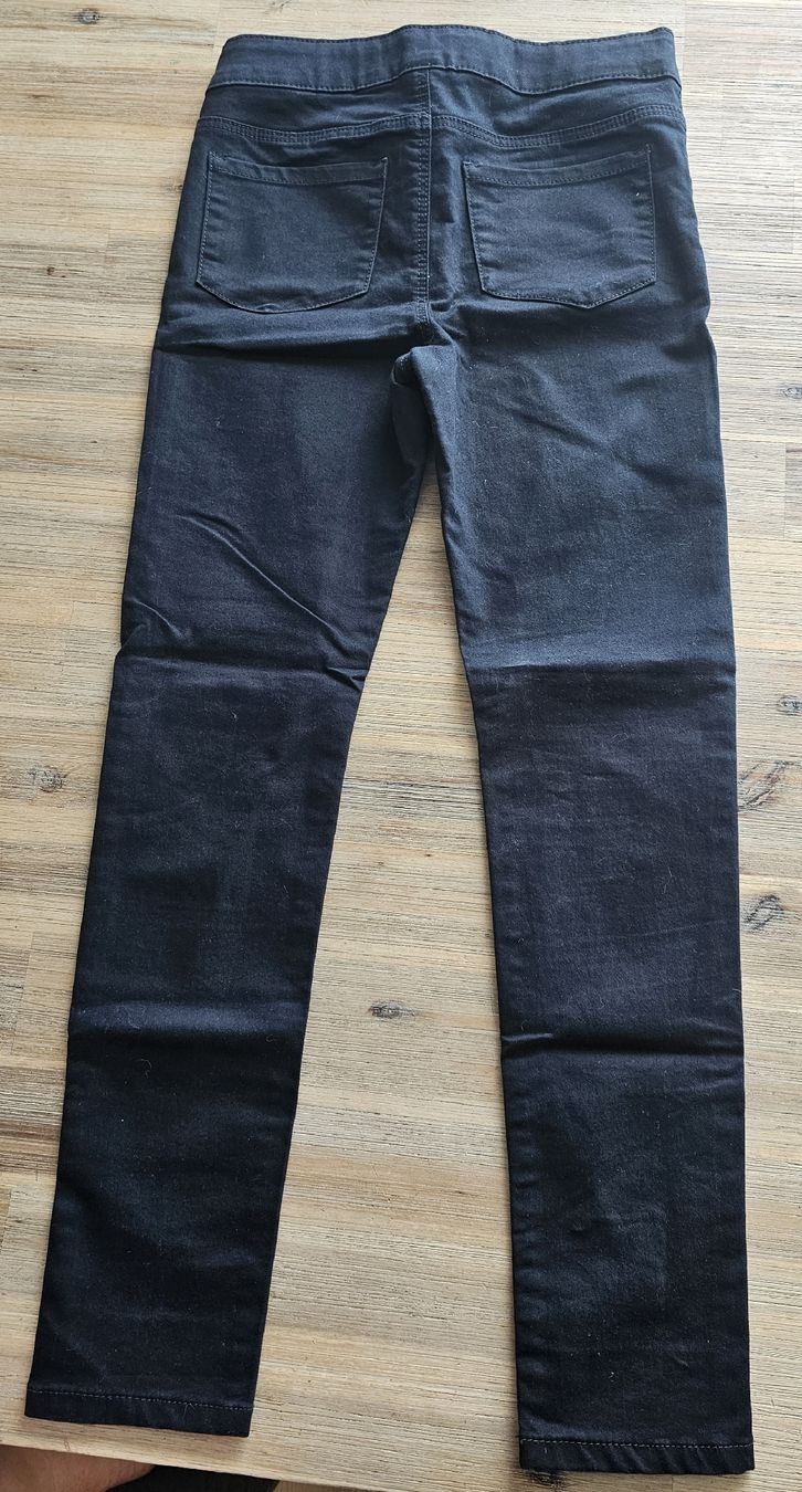 C&A Hosen: Neue Mädchen Hose schwarz Grösse 152 von C&A – Neu (gemäss Beschreibung) aus Basel von Sinibini86 1