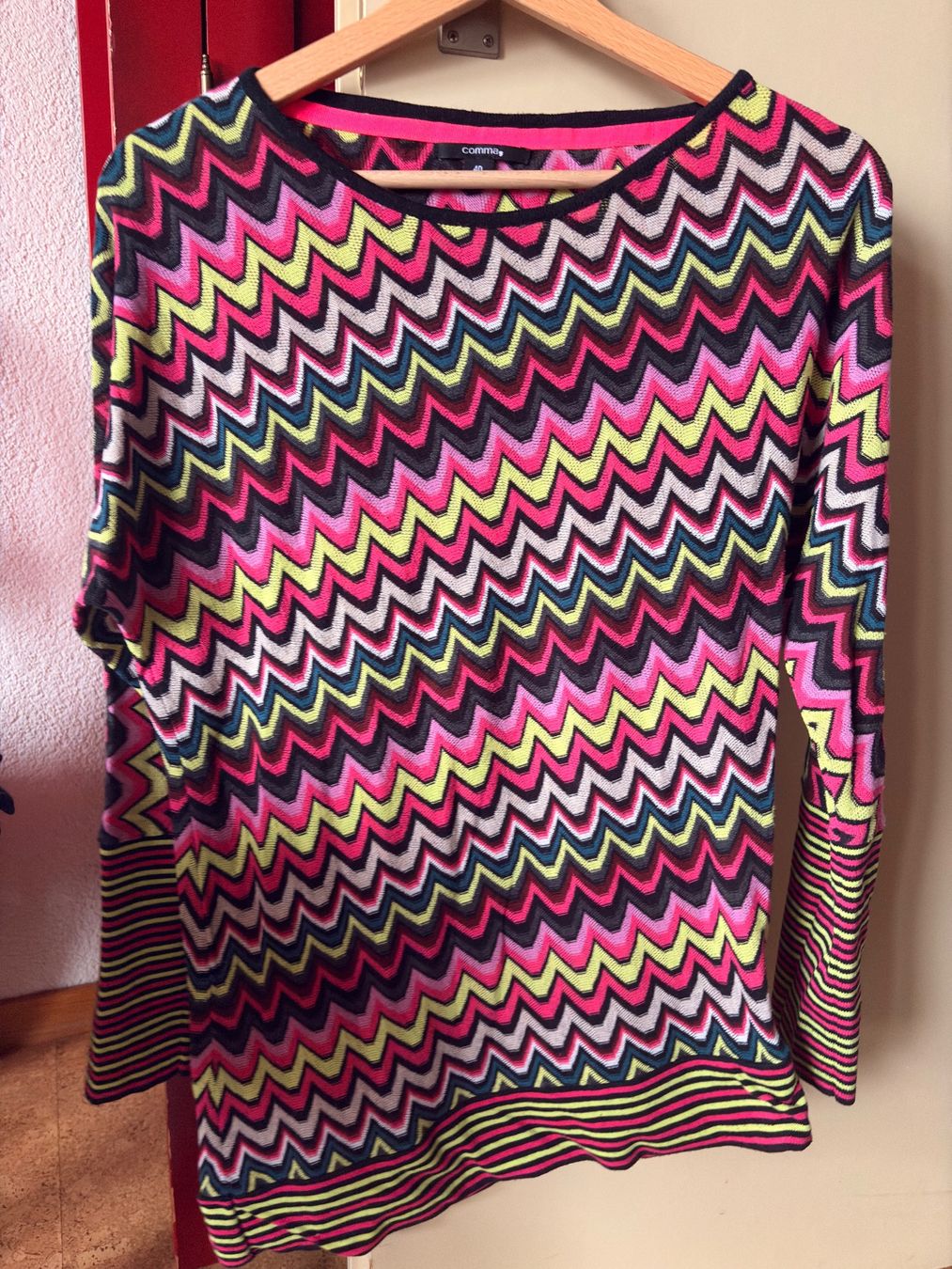Comma Pulls & Sweat-shirts: COMMA Strickpullover bunte Zickzackmuster, Top! – D'occasion à Belp par Federica13 1
