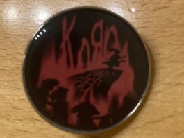 Korn Pin Anstecker Punk Metal Rock Band