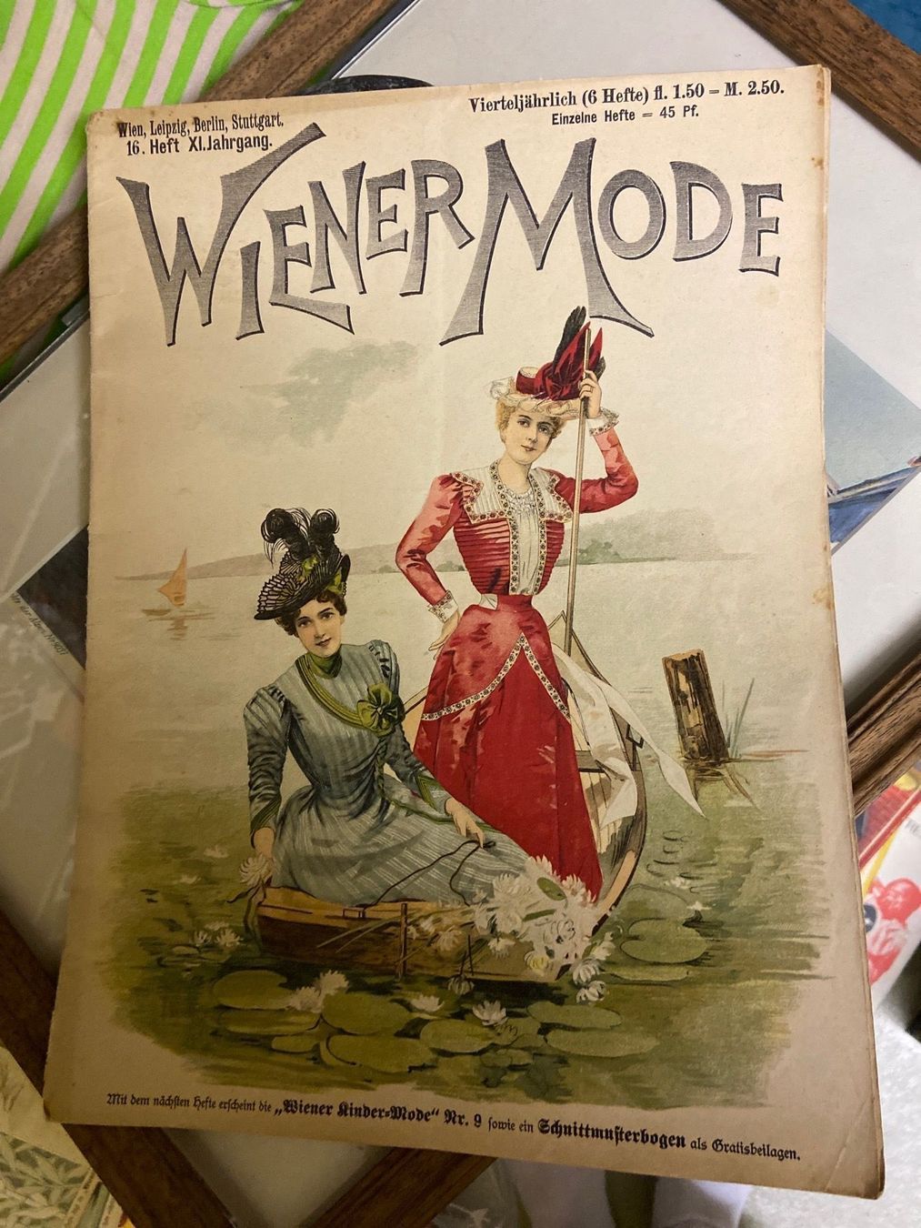 Zeitschriften & Magazine: wiener mode antike zeitschrift 1898 – Gebraucht aus Gipf-Oberfrick von Iberico