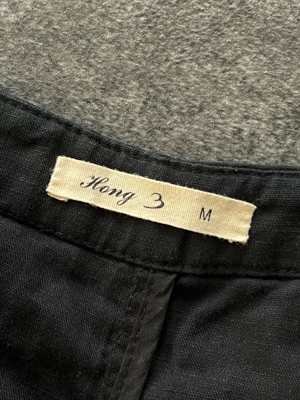 Pantaloni: HONG 3 Damen Shorts - Größe M – Usato da Kilchberg ZH venduto da Simlife 2