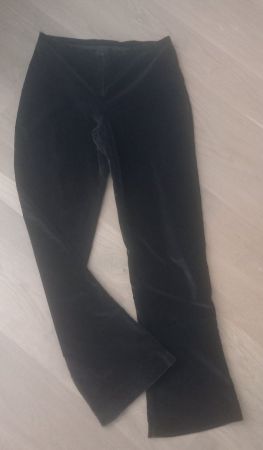 SAMTHOSE BOOTCUT STIL DUNKELBRAUN HOSE SAMT BRAUN GR. 38 40