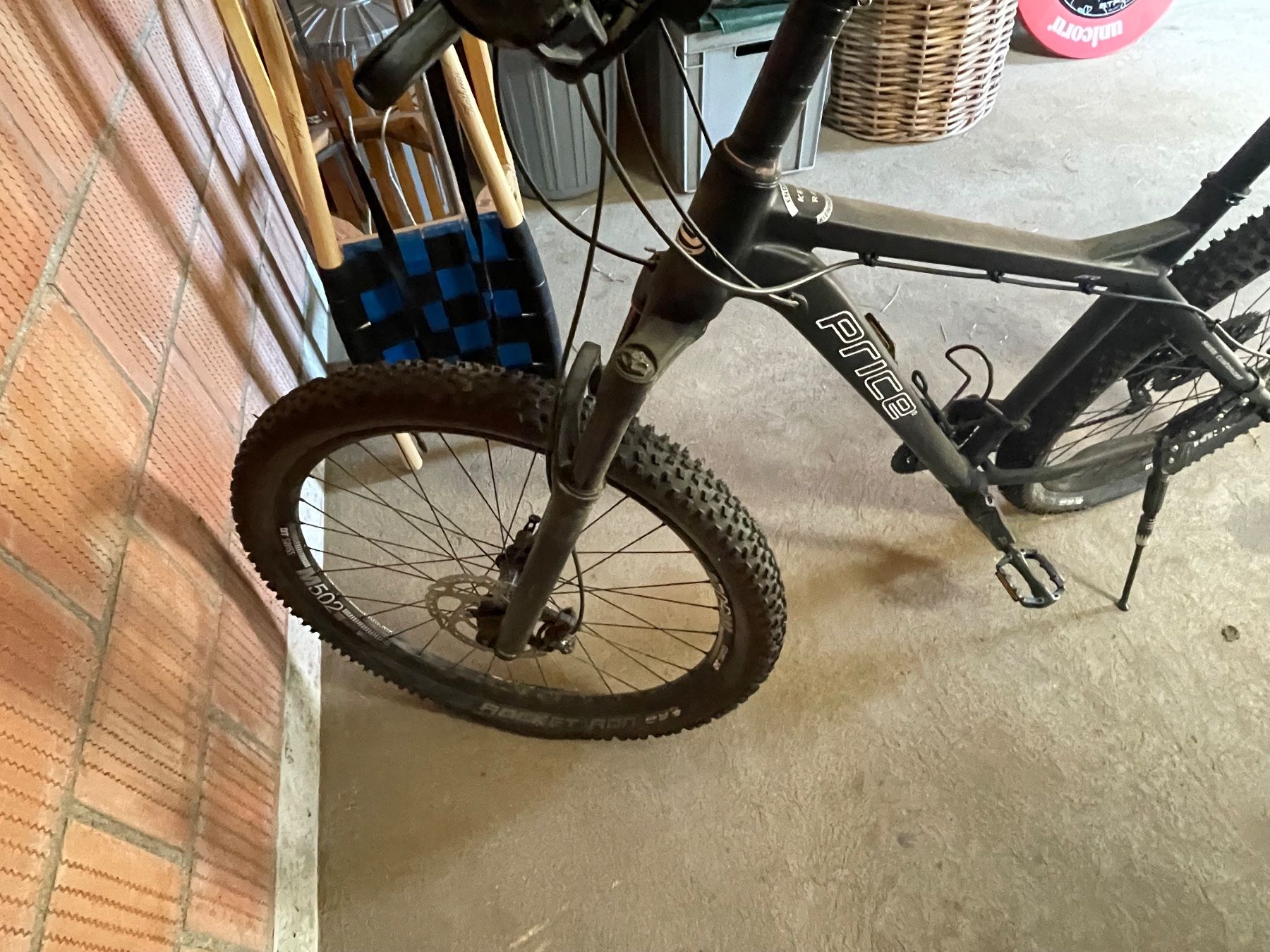 Price Velos: Mountainbikein Schwarz – Gebraucht aus Leuggern von fam_tk7g 1