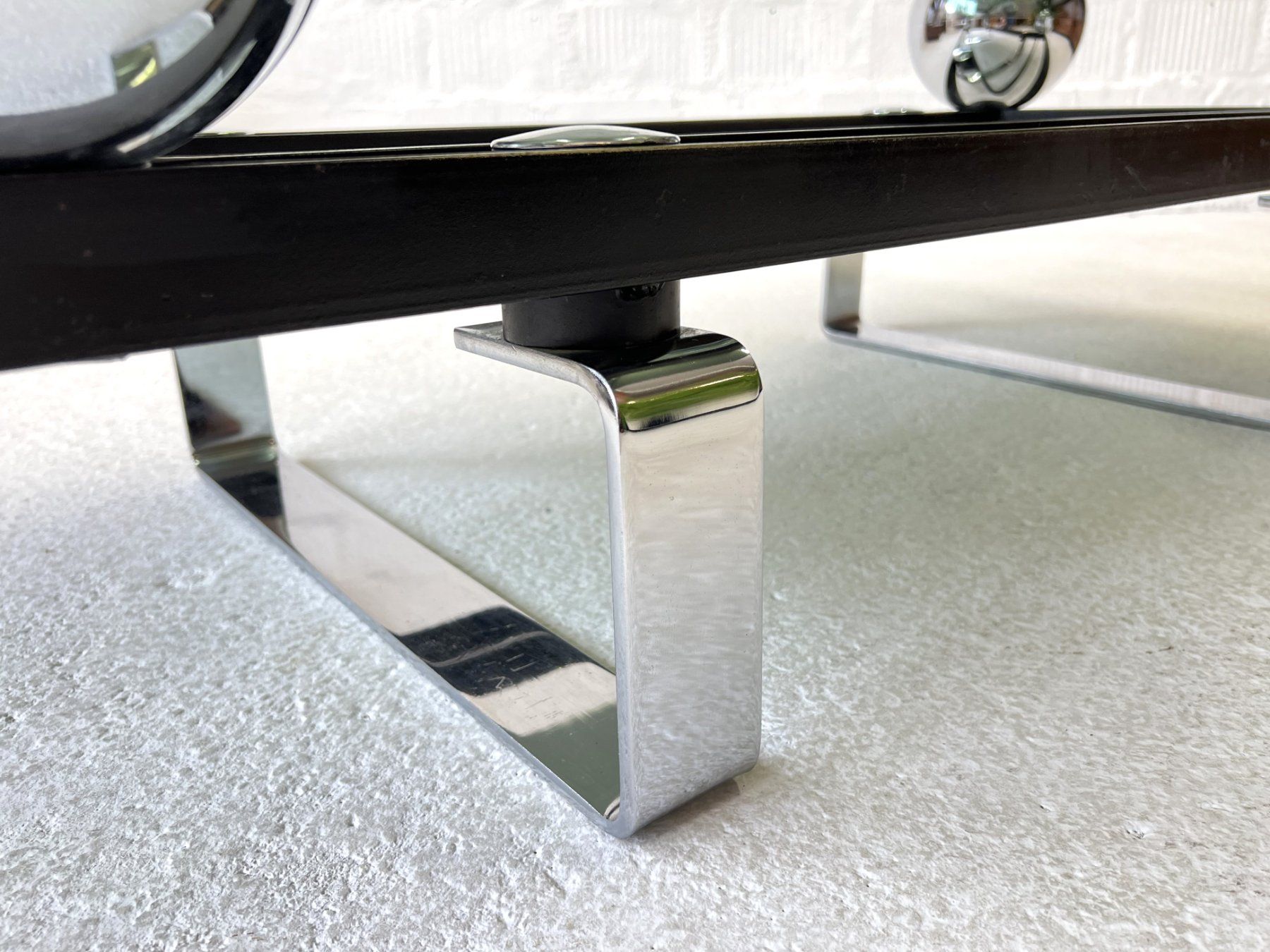 Tavoli: Space Age Couchtisch - Orbit Style – Usato da Walzenhausen venduto da stilvollwohnen 5