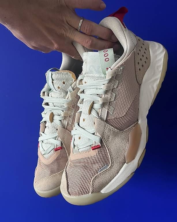 Chaussures hommes: Jordan Delta 1 sneakers – D'occasion à Zürich par Rosarilli