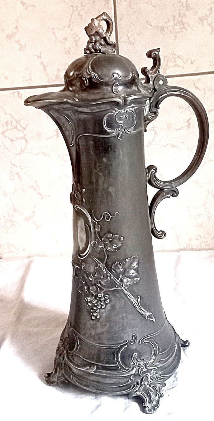 Caraffe: Jugendstil Wein-Krug Zinn – Usato da Baar venduto da 2cvbaar 1