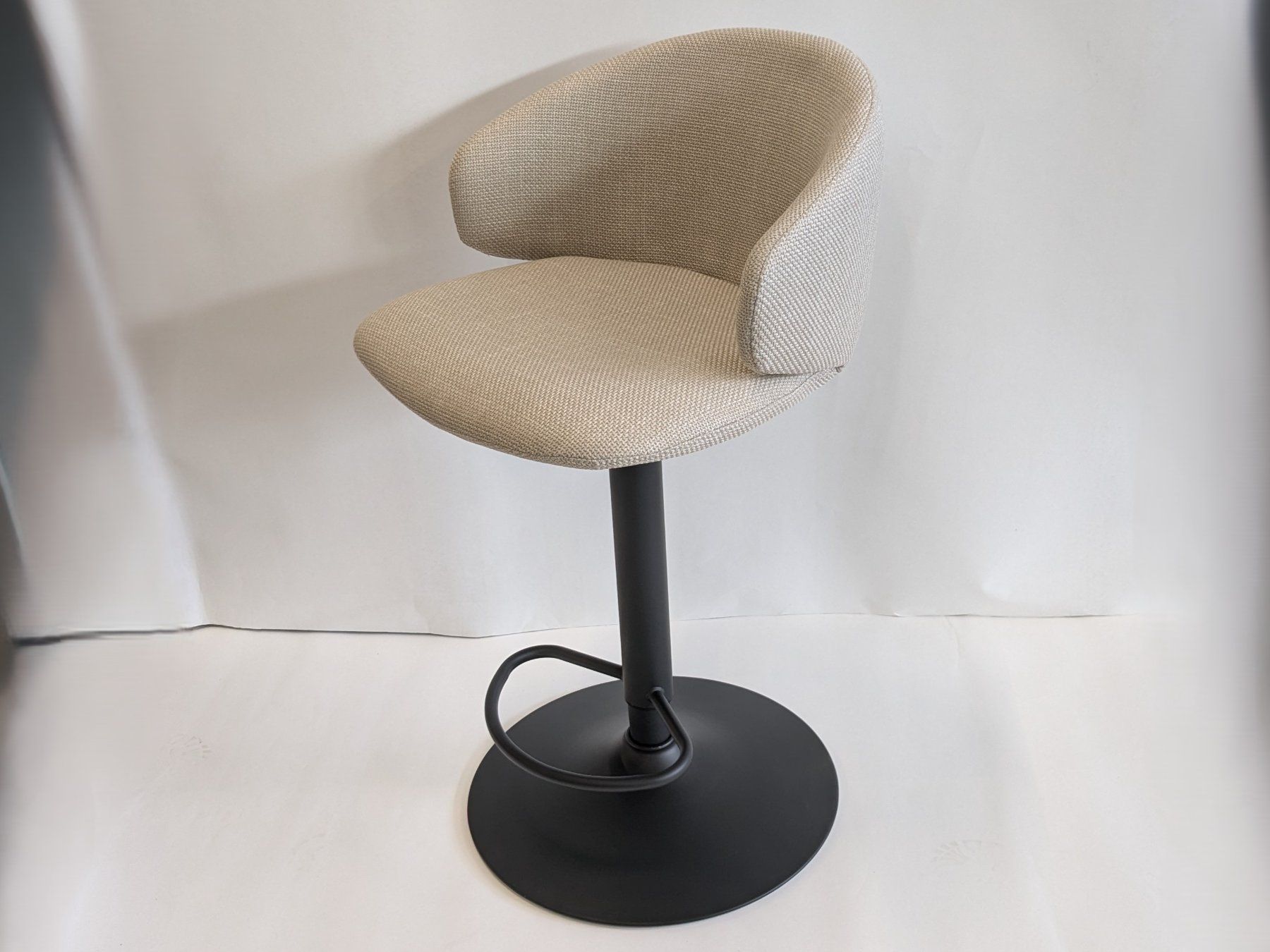Sgabelli: AC Design Ella Barhocker – Nuovo (secondo la descrizione) da Dintikon venduto da Restwert_Dintikon 1