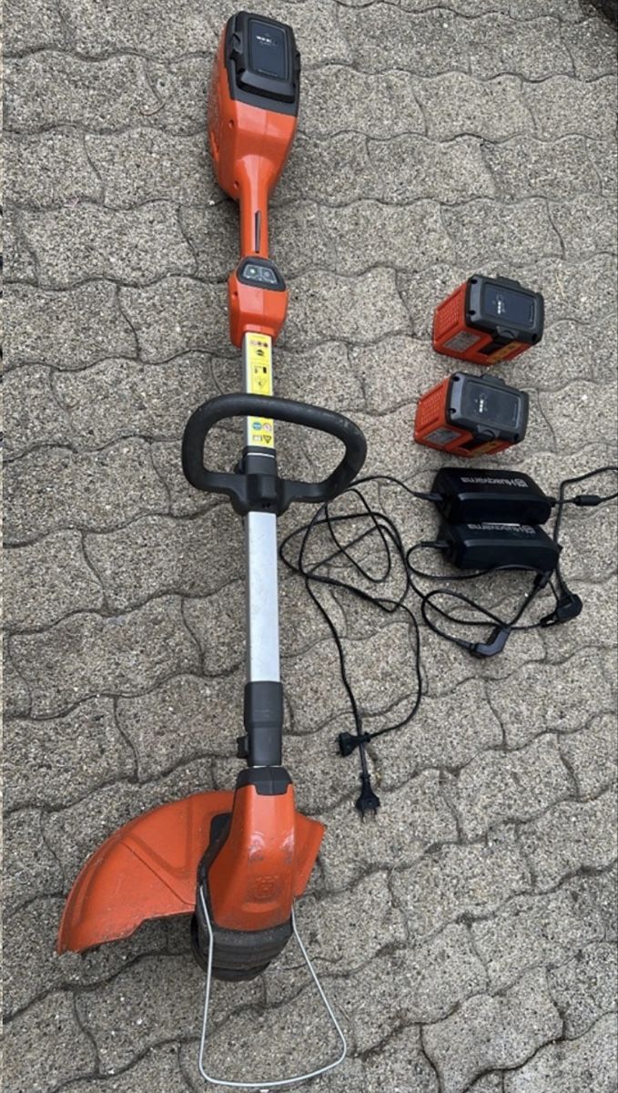 Husqvarna Rasenmäher: Husqvarna Akku Trimmer 115iL – Gebraucht aus Bottighofen von klurmani