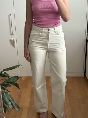 Weisse straight leg jeans