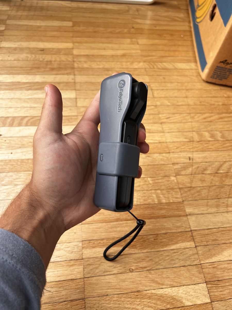 Camcorder: FeiyuTech Vlogger Kamera – Gebraucht aus Winterthur von Leonie_s 4