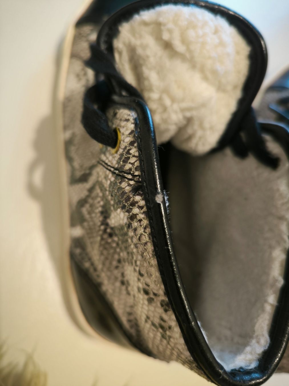 Kurt Geiger Scarpe da donna: Kurt Geiger Sneaker mit Schlangenmuster EU38 – Usato da Wallisellen venduto da C_DM 7