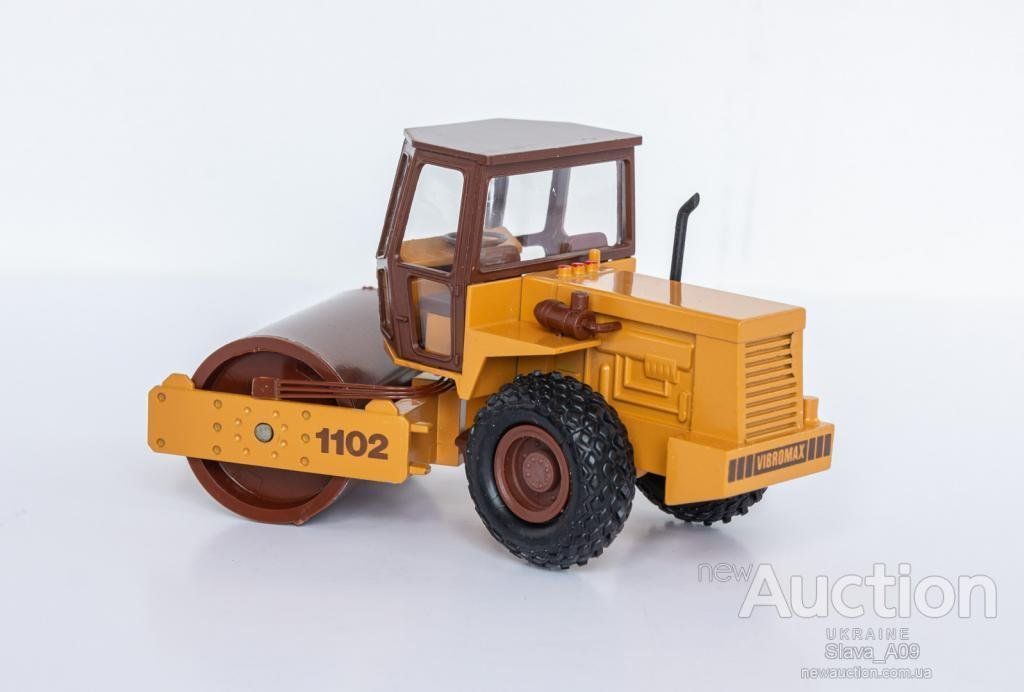 Conrad Modellini d'auto: CASE VIBROMAX W 1102 - Conrad 1:35 OVP – Nuovo e nell'imballaggio originale da Spiez venduto da Mlandcruiser 1