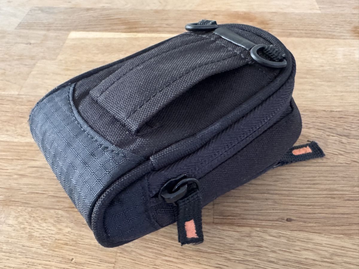 Lowepro Borse: Lowepro Kameratasche klein – Usato da Rüschlikon venduto da Euskadi01 6