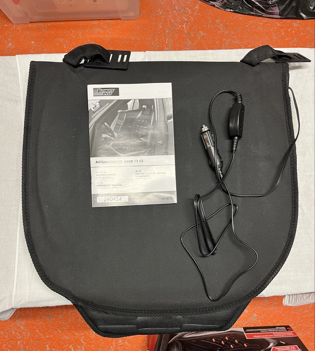 Accessori per altri veicoli: Beheizbare Autositzauflage – Usato da Burgdorf venduto da Anuket01 1