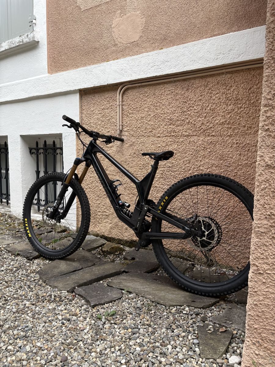 Norco Vélos: Norco Range C1  – D'occasion à Corseaux par dow_s6cj 1