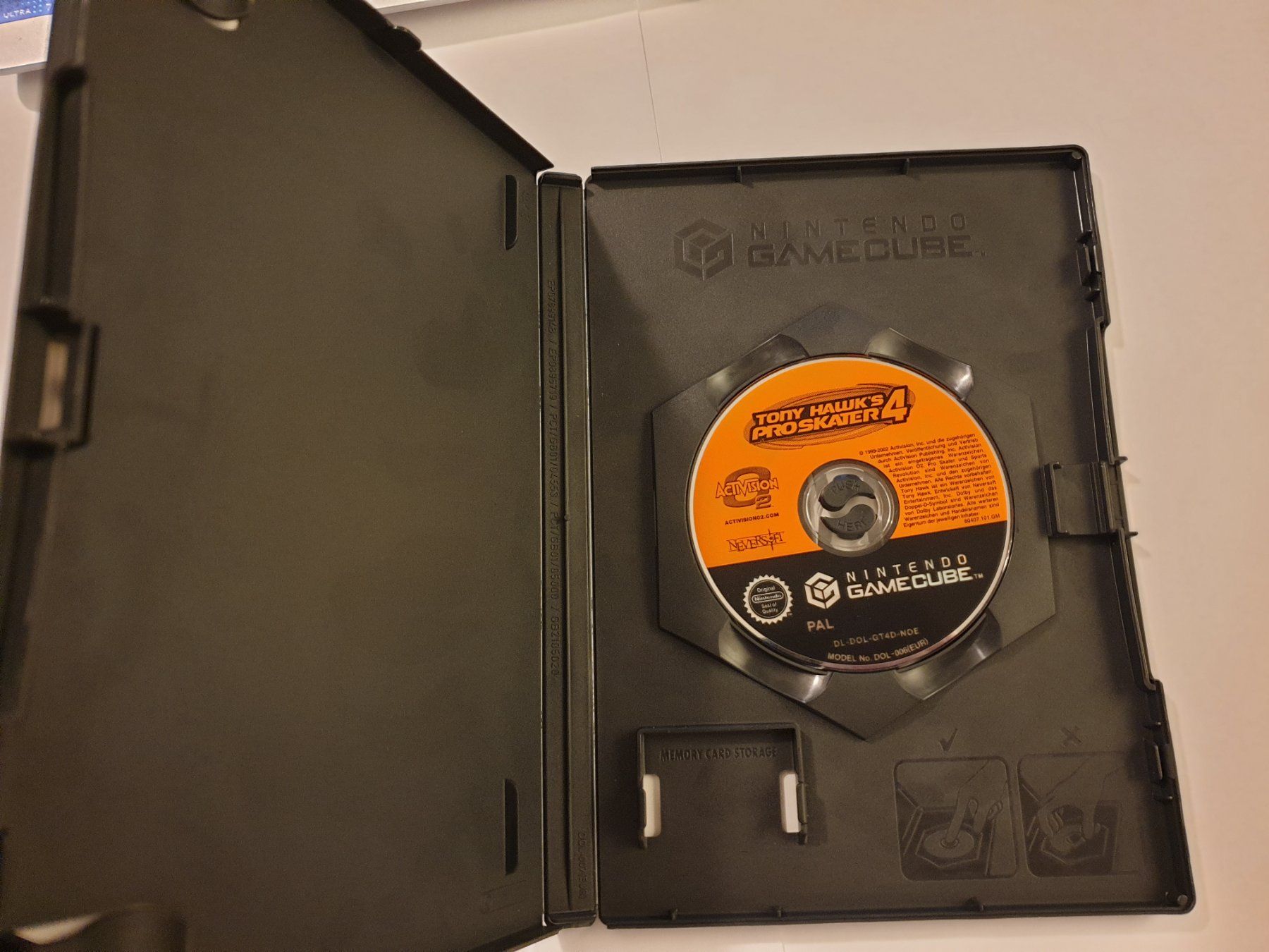 Spiele: Tony Hawk's Pro Skater 4 / Nintendo Gamecube – Gebraucht aus Rain von Rou_z26r 2
