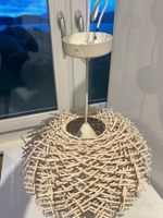 Hochwertige Lampe mit Glühbirne
