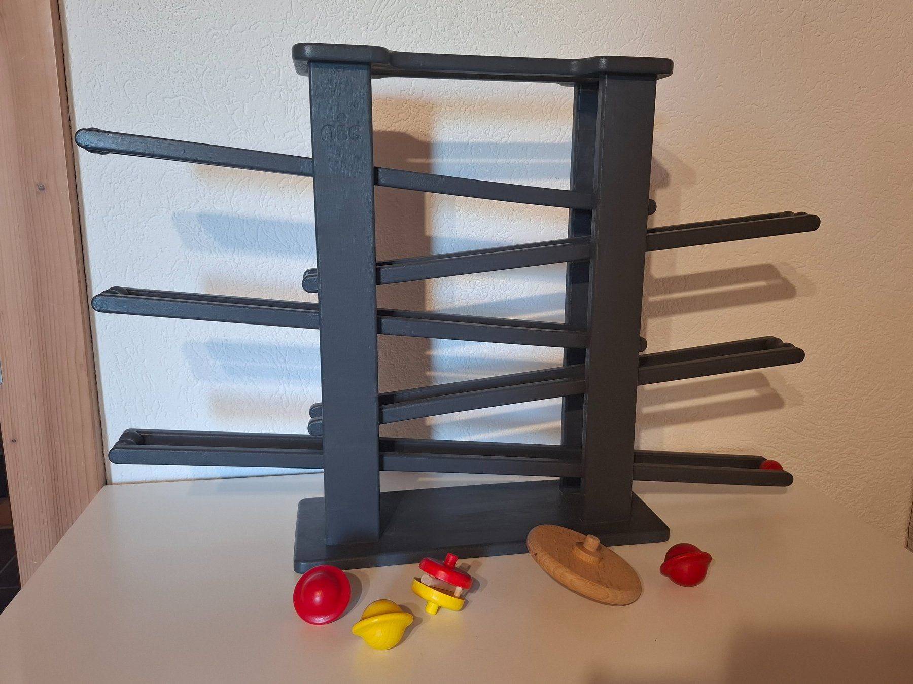 Spielzeuge: NIC Kugelbahn inkl. 5 Teile – Gebraucht aus Kirchberg BE von Hanuka