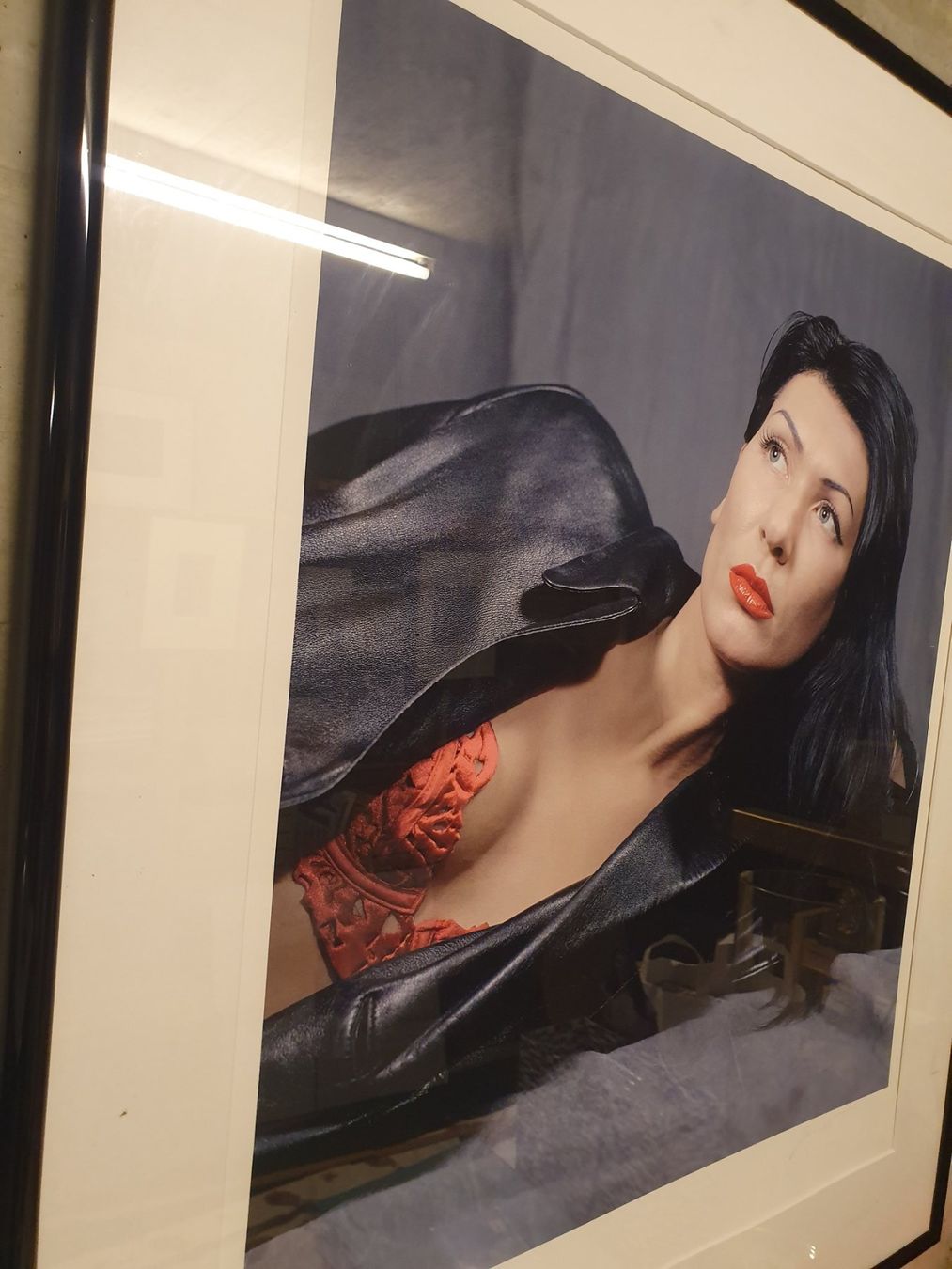 Poster & Bilder: Oksana par Gunnar circa 2000 – Gebraucht aus Genève von GenevaArtsCollectors 1