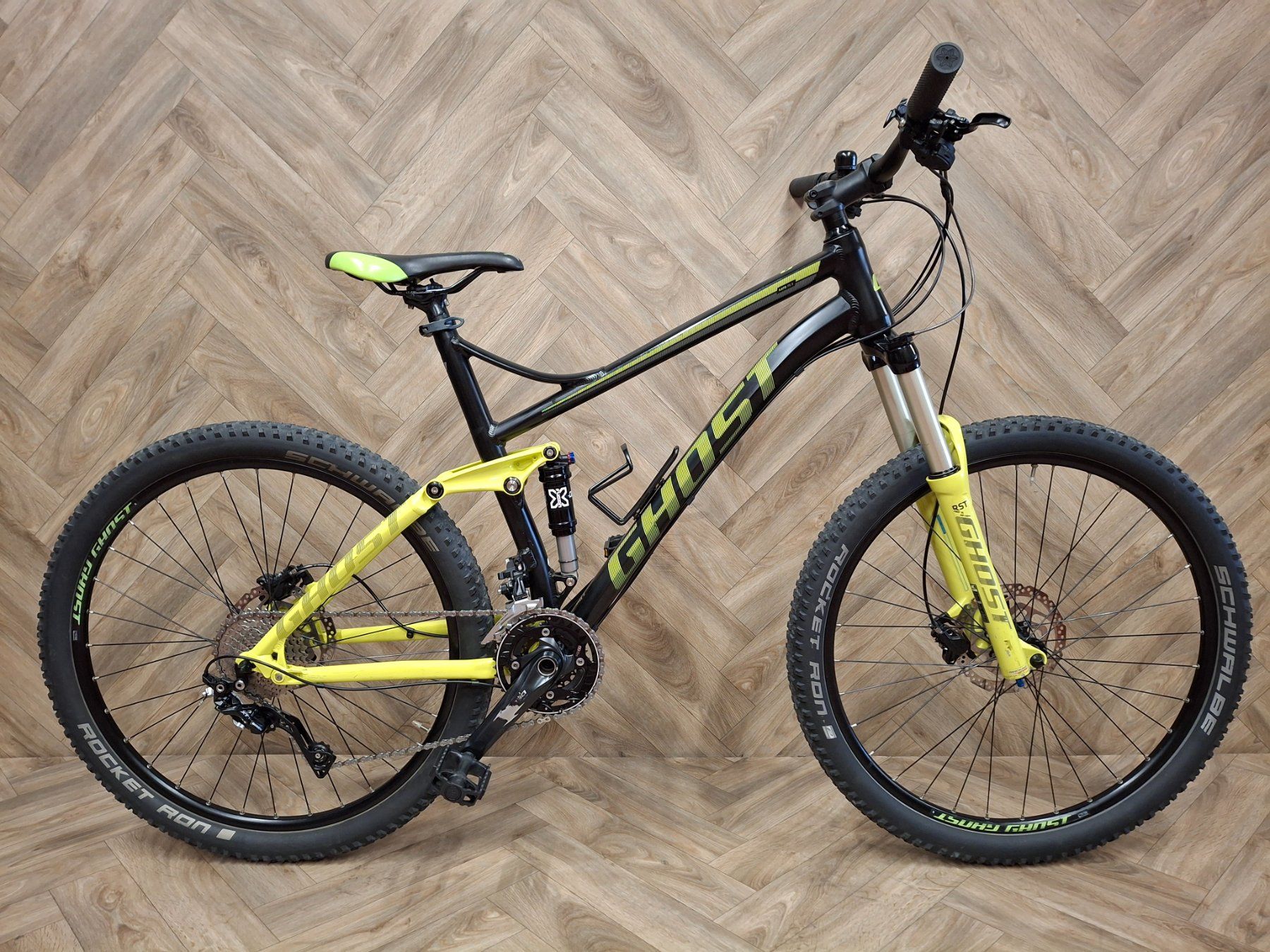 Ghost Vélos: GHOST Fully gelb – Neuf (Voir description) à Niederuzwil par Buecherwaeldli