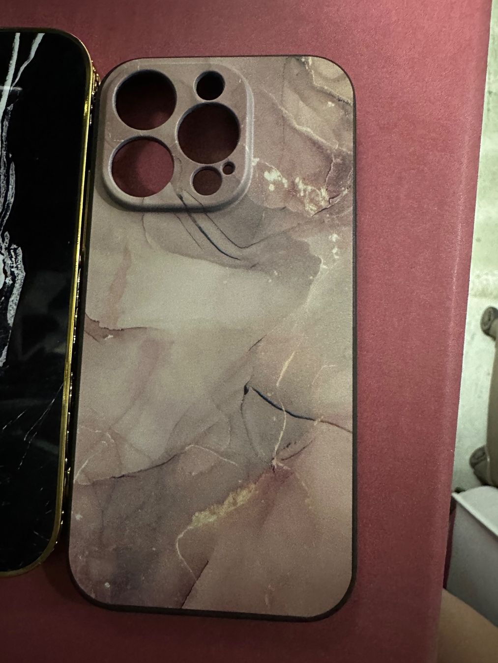 Apple Cover & Protezioni schermo: Iphone 14 Pro Case Hülle 3 stk – Nuovo e nell'imballaggio originale da Frümsen venduto da Swissline90 7
