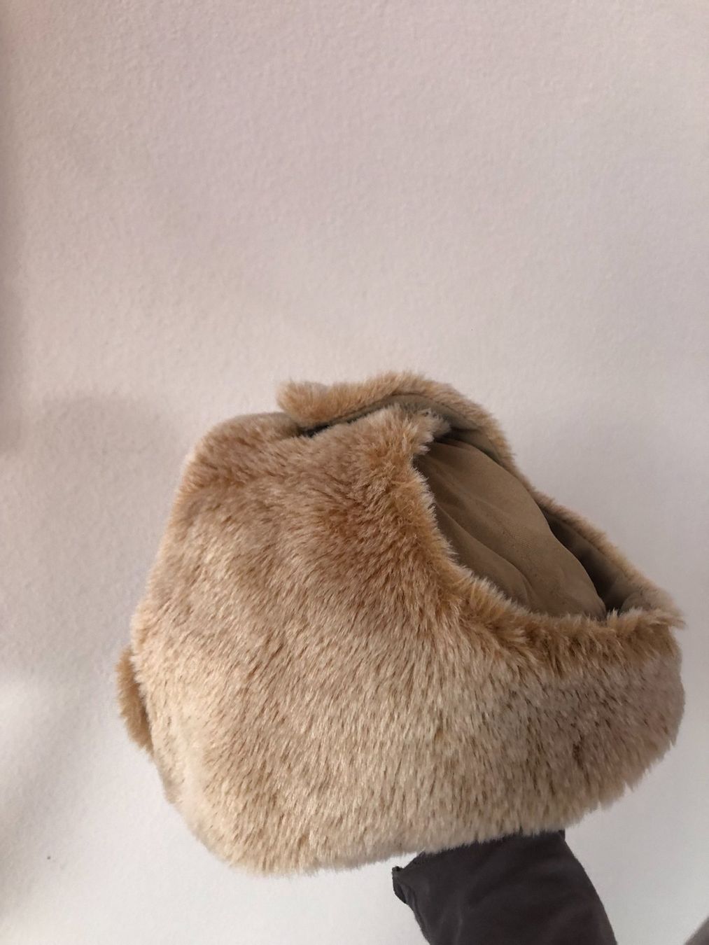 Copricapi, berretti & cappellini: Chapka beige – Usato da Bulle venduto da sop_ct6x 1