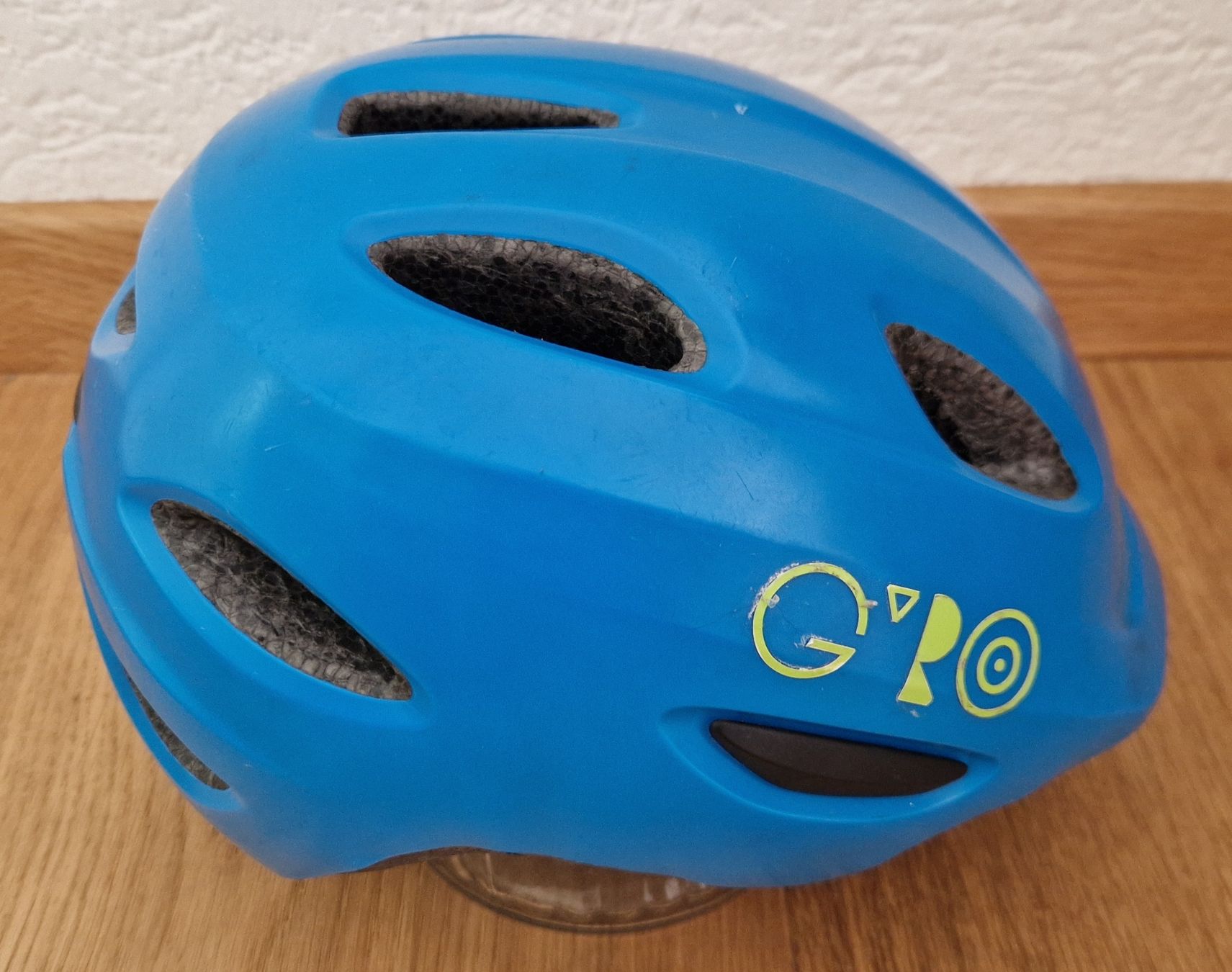 Giro Caschi: GIRO - Kinderhelm (Grösse 45-49cm) – Usato da Oberentfelden venduto da houserman
