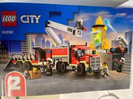 LEGO City 60282 Camion de pompiers : interventions cool!