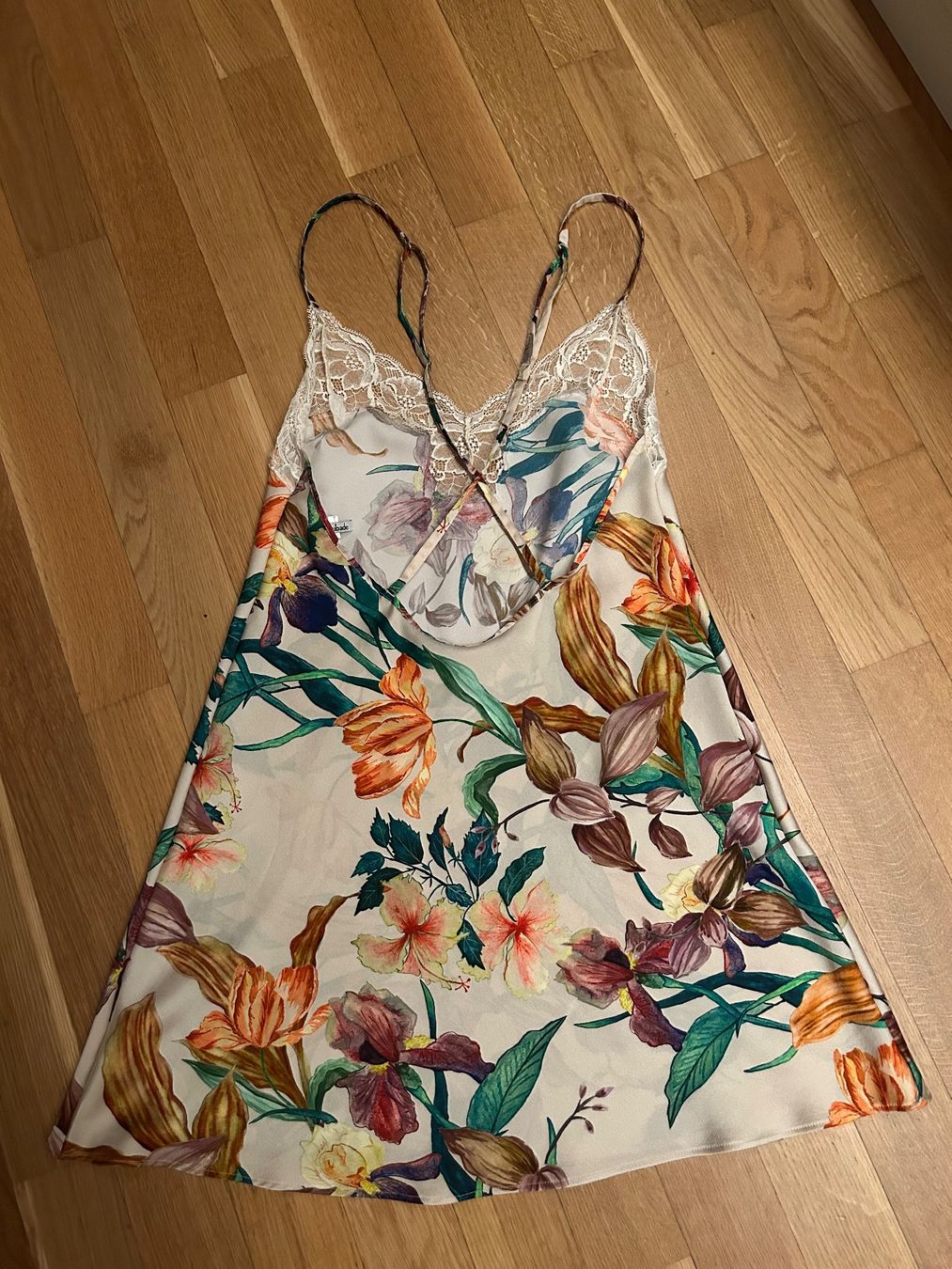 Aubade Sonstige Unterwäsche: Aubade Nuisette fleurie en soie, Taille S – Gebraucht aus Solothurn von MO_C23 1